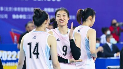 ​陈佩妍！99年出产的“配盐汽水”，成为广东省30年来首位女排国手
