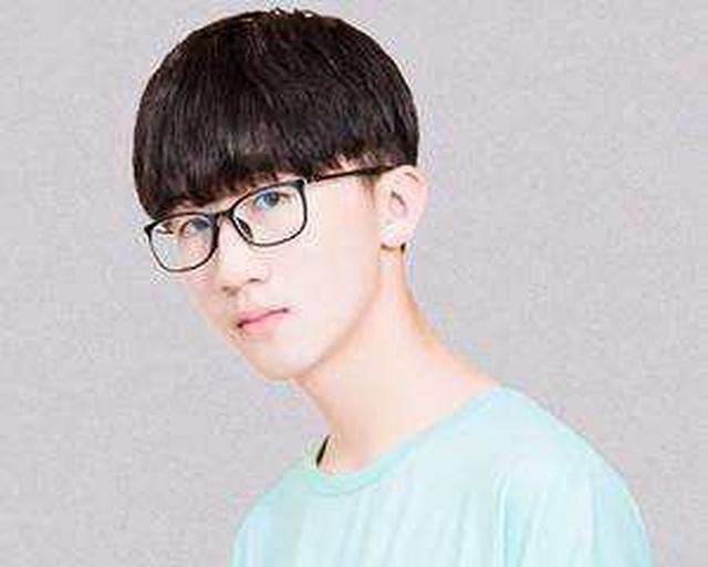 徐秉龙唱的一首《陈瑞》推荐给大家，希望你们能够喜欢