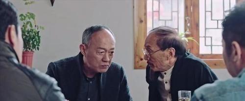 《秦岭神树》结尾至少有三个缺点，令人费解
