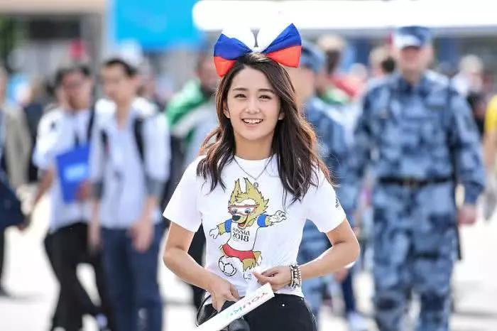 大量俄罗斯美女移居东北，各个身材完美，她们做啥工作？