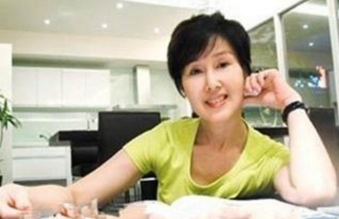 揭秘60岁夏光莉的成名经历与婚姻生活