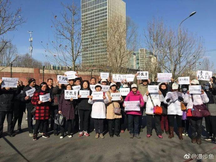 从马航调查组解散到哈文更博：时光很凉，思念很长