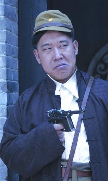 杜旭东被称为“十大汉奸”之首，娇妻却美如天仙