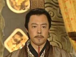 大秦相国吕不韦，说服华阳夫人，立赢异人为储