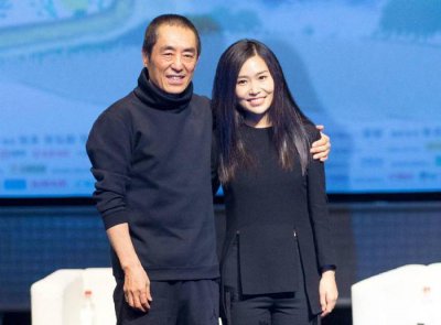 ​张艺谋女儿张末：在父母离异的阴影中长大，从巩俐手中抢回父亲