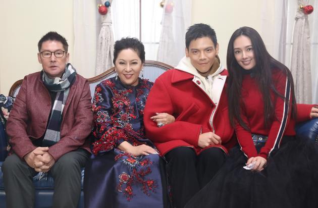 向佐大方承认与郭碧婷恋情“看到什么就是什么”，终于石锤了！