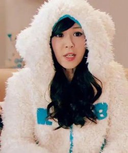 ​还记得《爱情公寓》的美嘉吗？现在专心做直播带货了？
