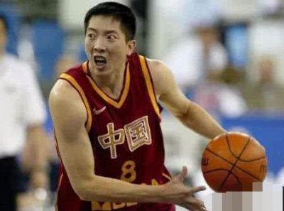 ​当年追身大帽科比，在科比头上狂砍30分的胡卫东是什么水平？