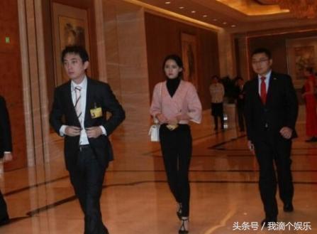 王思聪前女友张予曦直播被“王思聪”刷屏