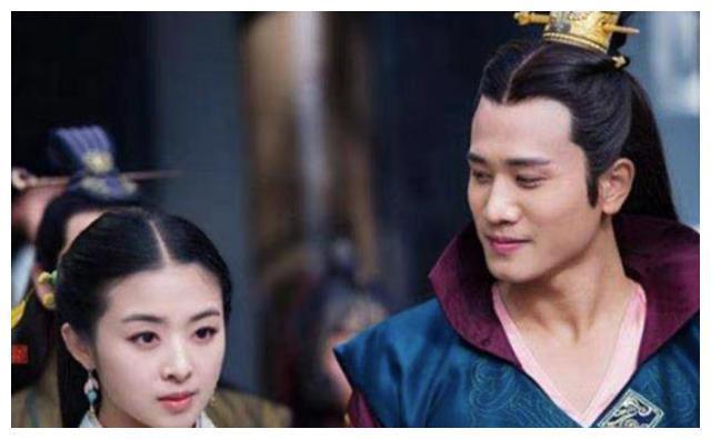 张含韵领证是真的吗 彭冠英和张含韵什么关系揭秘