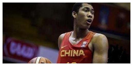 中国篮球混血球员盘点，丘天表现一般，漳中非引发关注