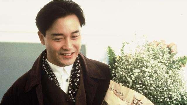 曾击败张国荣夺影帝，是胡歌“师傅”，因救人被毁容如今只能做配