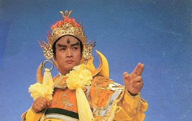 西游记中大名鼎鼎的二郎神为何有三只眼睛？