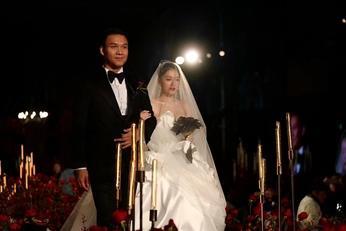 《新说唱》导演车澈与李嘉格结婚 二人因选秀结缘