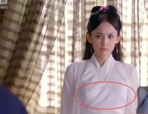 娜扎拍戏疑似漏点 娱乐圈不爱穿内衣的女星还真多