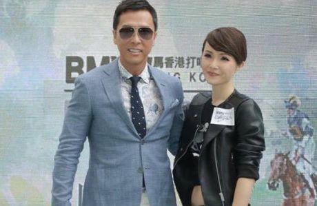 蝎子腿功俊俏女郎，甄子菁巴结美容圣手常好打架哥帮摆平
