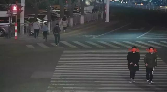 走路闯红灯被判3年，赔偿117万？！曝光烟台这些行人！