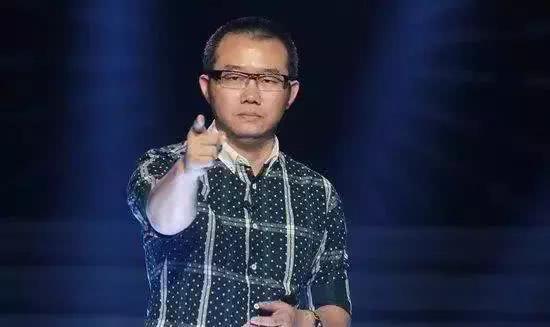 爱情导师涂磊生活照，曾在电视台门口被打，神秘妻子曝光