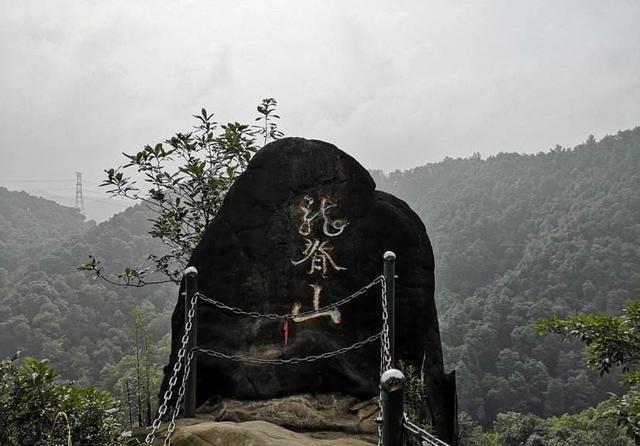 安徽一个区，总人口超37万，拥有龙脊山风景区。