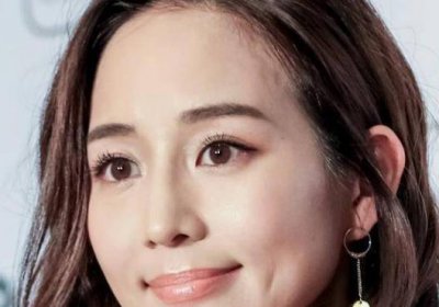 ​曾与赵又廷爱得死去活来，颜值丝毫不输高圆圆，被称娱乐圈女学霸