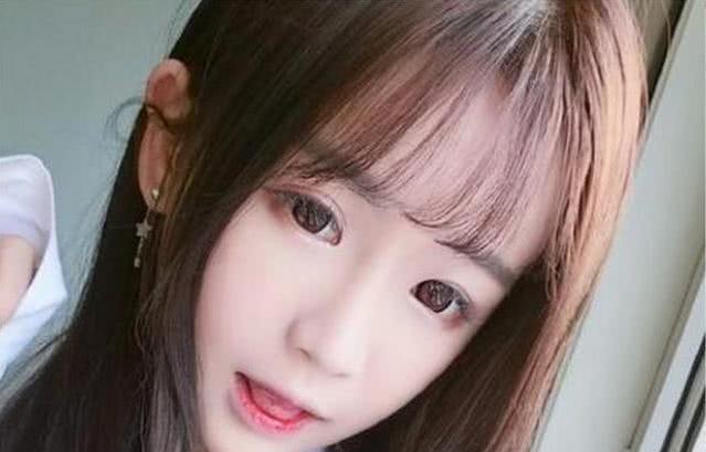 网红的学历真的很低？冯提莫杨清柠学历差距一目了然！