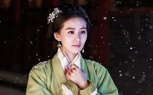胡歌刘诗诗新剧来袭，兄妹变情侣，胡歌首演宫斗剧