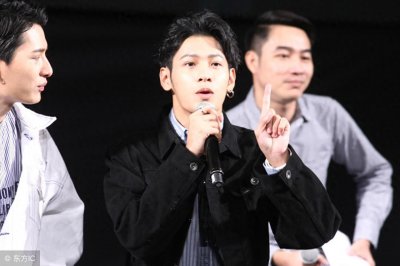 ​泰剧《一年生》系列已完结，网友：不舍狮子和暖暖