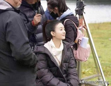 ​赵丽颖《有翡》造型终曝光！一身白衣束起高马尾英姿飒爽神似楚乔