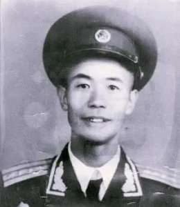 ​《亮剑》之一代“疯将”李云龙