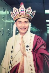 ​TVB最帅“唐三藏”江华-因为太嘚瑟自毁前途而被TVB抛弃的演员