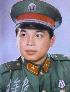 ​1987年“独腿英雄”徐良凭《血染的风采》红遍全国，后来怎样了？