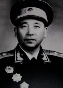 ​秦卫江：秦基伟的儿子，曾担任东部战区陆军司令员，如今已经退役