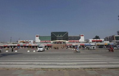 ​新老照片对比 回顾南阳火车站五年来的变化