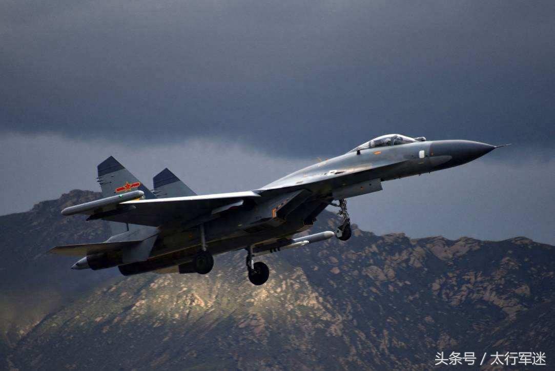 中国空军装备之歼11战斗机高清大图
