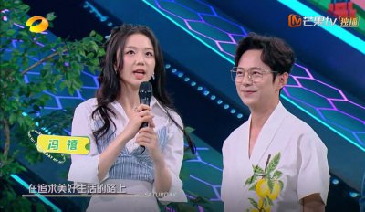 ​《你好，星期六》：玩体力游戏，被后辈踩头，48岁的何炅有多拼