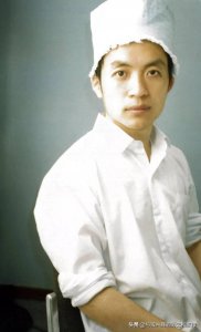 ​用利斧砍死妻子，用上吊解脱自己-朦胧诗人顾城的血腥爱情故事