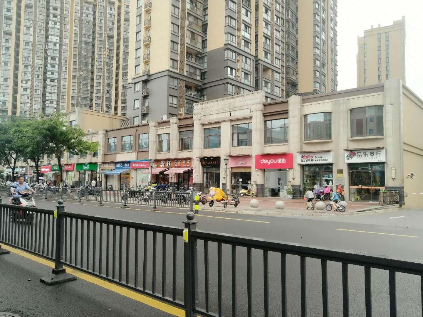 昆山花桥，一座被房产中介“包围”的环沪小镇