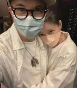 ​大S回应具俊晔将生日礼物藏厕所之举：艺人婚姻新走向