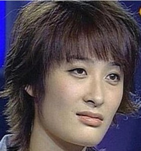 ​超女走红的曾轶？一首狮子座火遍大街，如今却大变样不敢认！