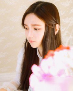 ​19张清新好看的女学生发型图片，想做校花的校园妹子赶紧get吧！