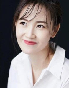 ​王宝强堂弟现身，事业做得风生水起，和马蓉几乎没有区别