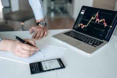 ​这几个拼图片软件能帮你把多张照片拼接在一起