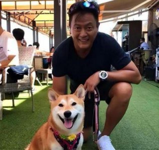 ​谢天华长沙现身：疲惫但亲民，家庭生活更幸福