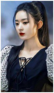​赵丽颖：荧屏外的勇气与蜕变，离婚后的新生力量