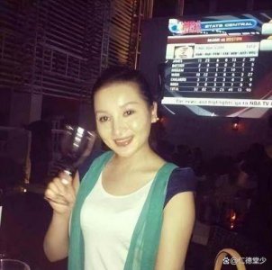 ​演员饶芯语：31岁嫁给68岁老戏骨，婚后育有一子一女，如今已成人生赢家