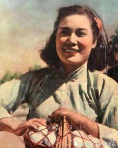 ​百岁演员秦怡离去：历经两次婚姻波折，59岁的儿子离世，30年未与女儿联系