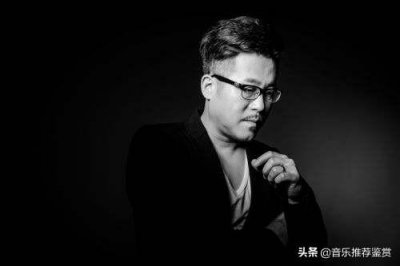 ​心痛比快乐更真实，孤独比拥抱更真实