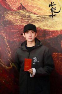 ​刘昱晗：从高考零基础到中戏新星的成长之路