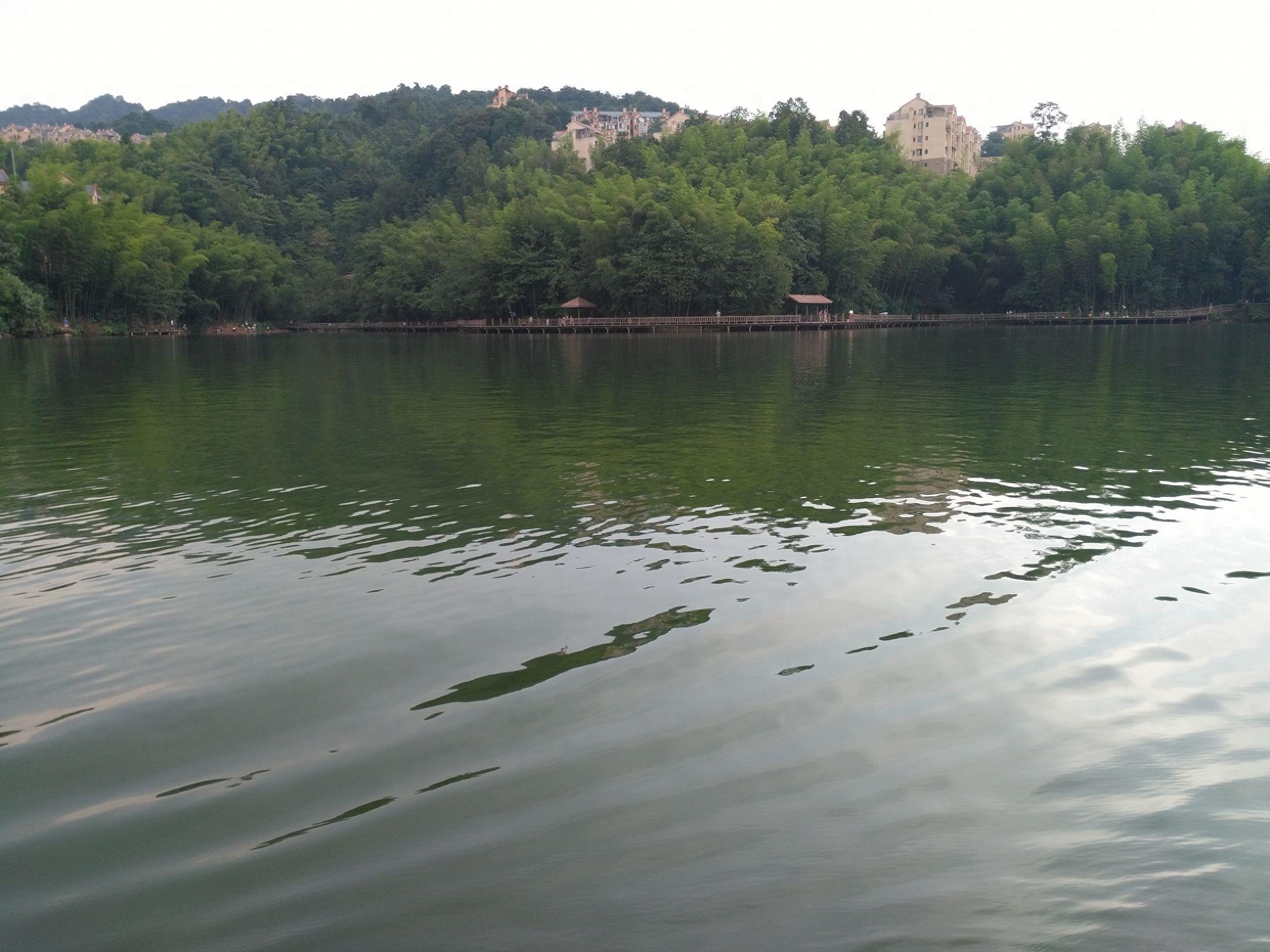贵州赤水天岛湖，避暑纳凉好去处
