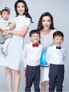 ​李冰冰妹妹李雪才是真正的狠人！事业家庭两全，一双儿女帅气漂亮
